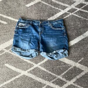 Women’s jean shorts